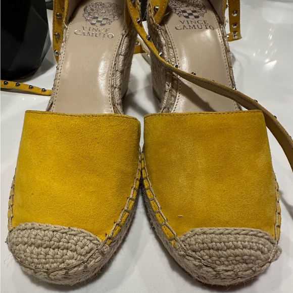 ‼️SOLD‼️ Vince Camuto Studded Espadrille Wedge - Picture 2 of 5